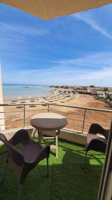 Casablanca Beach Direct Sea View Tow Bedroom Apartment Hurghada Exterior photo
